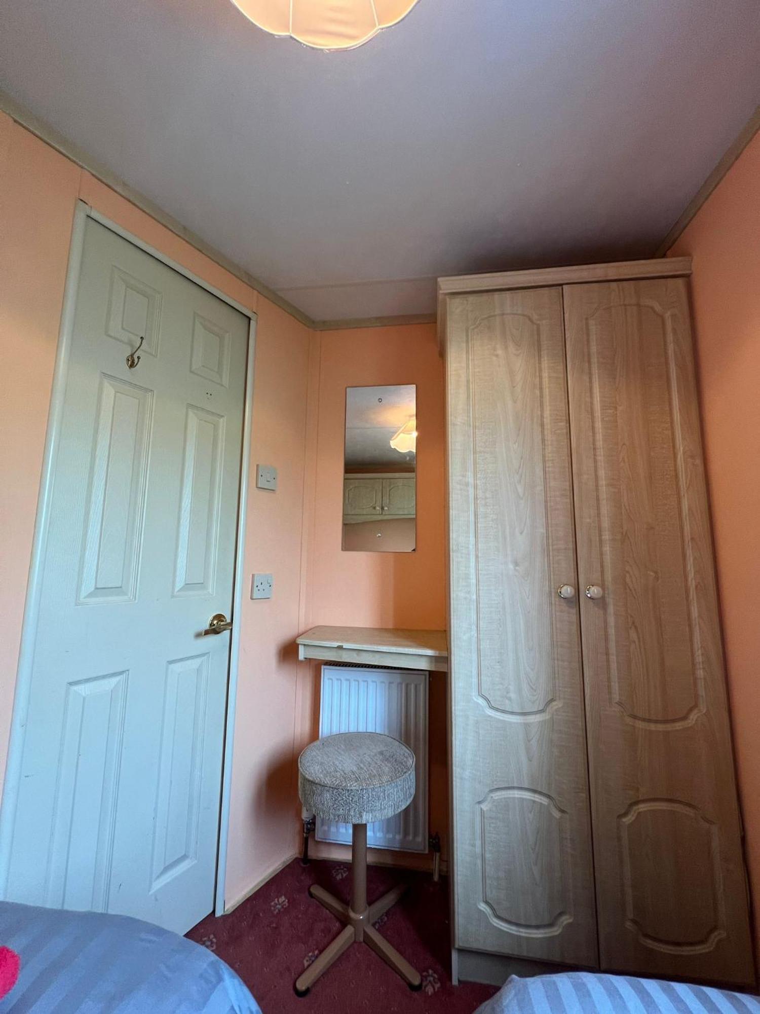 Light And Airy 2 Bedroom Mobile Home Аберистуит Экстерьер фото