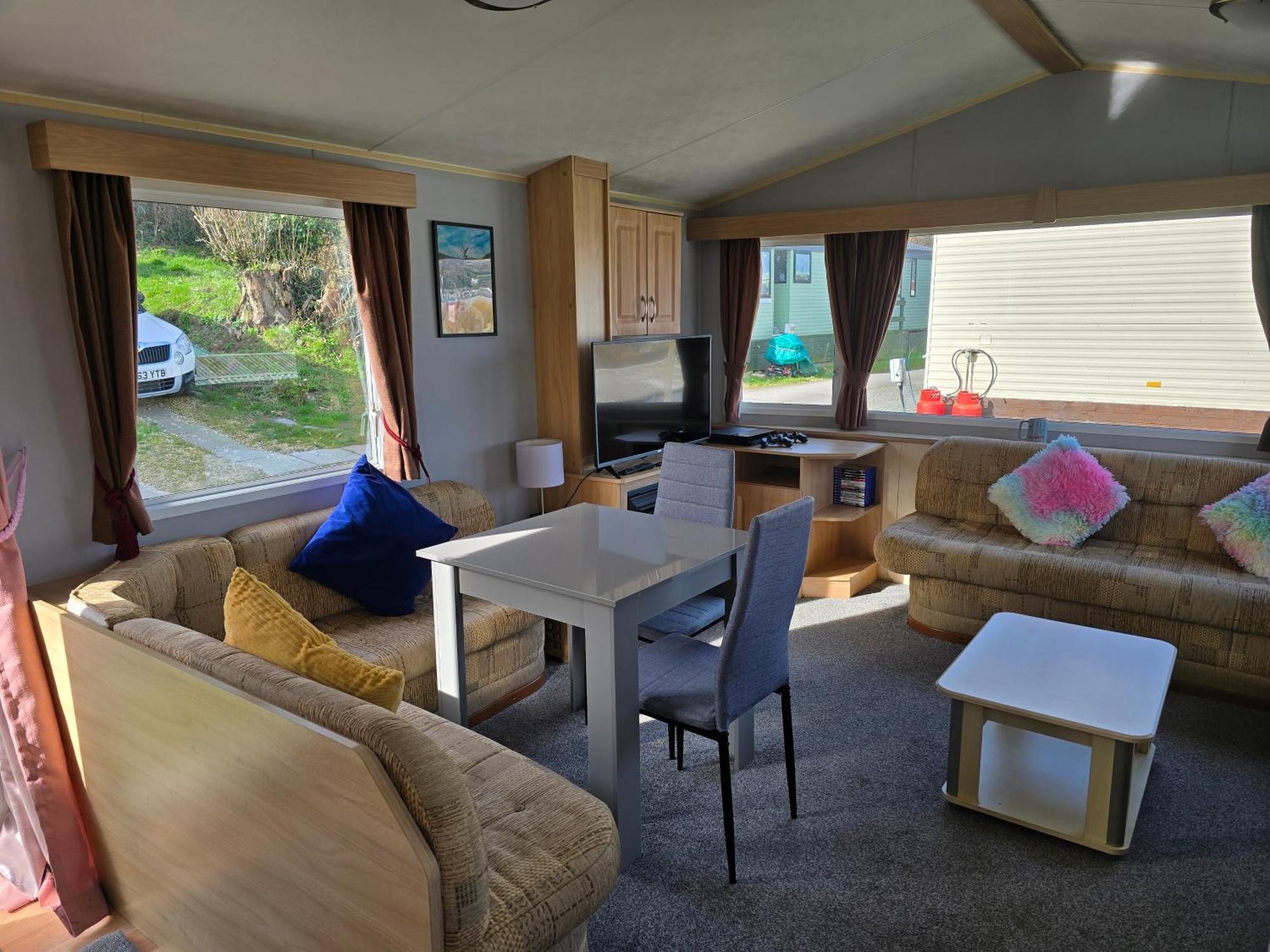 Light And Airy 2 Bedroom Mobile Home Аберистуит Экстерьер фото